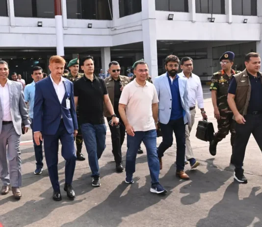 খাল খনন কর্মসূচির উদ্বোধন করতে দিনাজপুরের পথে প্রধানমন্ত্রী