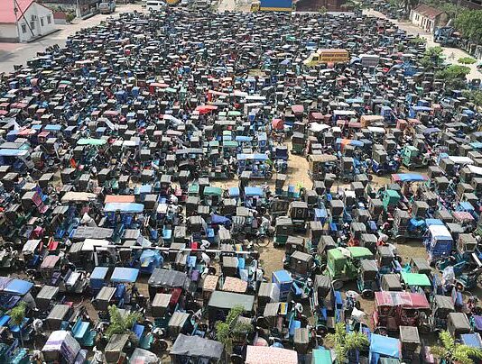 সিএমপির জব্দ যানের স্তূপ, প্রয়োজন পরিকল্পিত ডাম্পিং স্টেশন