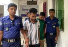 মীরসরাইয়ে ব্যবসায়ীকে কুপিয়ে টাকা ছিনতাই, গ্রেপ্তার ২