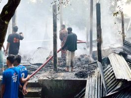 বোয়ালখালীতে আগুনে পুড়লো ৫ ঘর