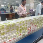 শাহ আমানতে ৬৪৭ কার্টন সিগারেট ও নিষিদ্ধ বিউটি ক্রিম জব্দ