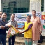 বাঁশখালীতে রোটারি ক্লাব চট্টগ্রাম স্মাইল ও অপকা’র যৌথ উদ্যোগে বন্যার্তদের মাঝে খাদ্য ও বস্ত্র বিতরণ