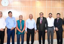 চবি উপাচার্যের সাথে সৌজন্য সাক্ষাৎ করলেন এশিয়া ব্যাংকের কর্মকর্তাবৃন্দ