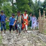 দেড় কিলোমিটার কাঁচা সড়কে বছরের পর বছর ভোগান্তি!