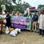 রোটারি ক্লাব অব চিটাগাং খুলশী সেন্ট্রালের উদ্যোগে বন্যার্তদের খাদ্য সহায়তা
