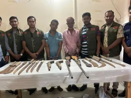 পটিয়ার দুর্গম পাহাড়ে ডিবির অভিযান, ৪ আগ্নেয়াস্ত্রসহ আটক ২