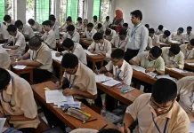 বন্যার পর চট্টগ্রাম বোর্ডে এইচএসসি শুরু, অনুপস্থিত ১ হাজার ৮২৫