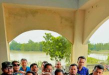 সাতকানিয়ায় বন্যাদুর্গতদের পুনর্বাসনে সরকারি সহায়তার আশ্বাস