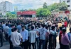 বন্যাকবলিত এলাকায় পরীক্ষা নেওয়ায় বিক্ষোভ চট্টগ্রাম বোর্ডের সামনে