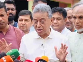 বন্যার্তদের পুনর্বাসন না হওয়া পর্যন্ত পাশে থাকবে সরকার : অর্থমন্ত্রী