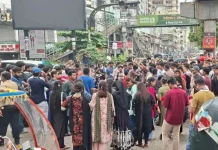 সায়েন্সল্যাব ছেড়ে শিক্ষা বোর্ড অভিমুখে শিক্ষার্থীরা, পথে পুলিশি বাধা