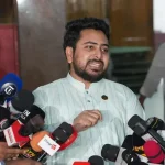 শেখ হাসিনার জন্য ফাঁসির দড়ি অপেক্ষা করছে : নাহিদ ইসলাম