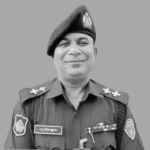 শয়নকক্ষ থেকে এসআই আজিজুলের মরদেহ উদ্ধার