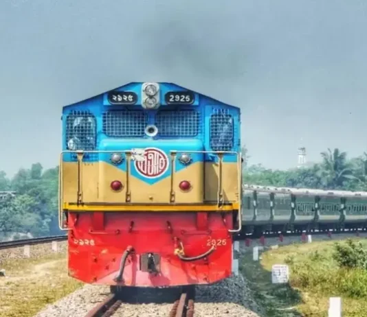 টিকিট ফেরতেই রেলওয়ের প্রায় ১ কোটি টাকার ক্ষতি