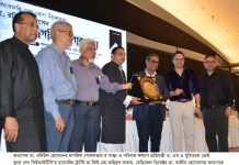 অধ্যাপক ডা. রবিউল হোসেন মহান কর্মবীর