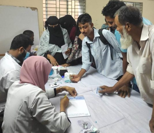 বন্যাদুর্গত মানুষের পাশে পার্কভিউ হাসপাতাল