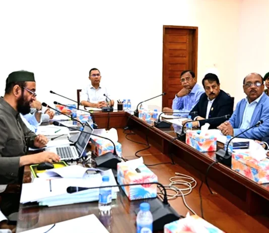 ঢাকার চারপাশে নৌপথ সচল করার নির্দেশ প্রধানমন্ত্রীর
