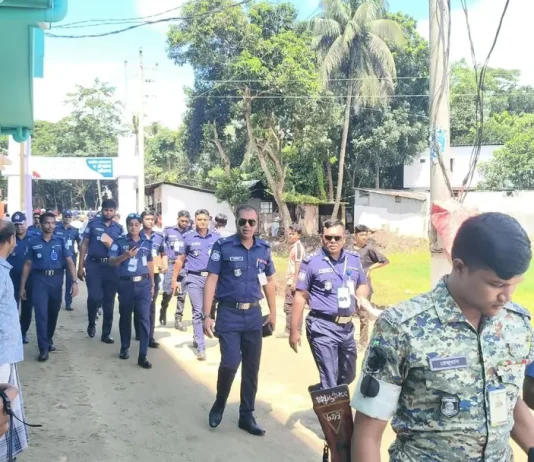 কঠোর নিরাপত্তা বলয়ে বাবুনগর মাদ্রাসা