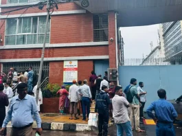 ১১ দলীয় ঐক্যের ঘেরাও কর্মসূচি ঘিরে সচিবালয়ের সব গেট বন্ধ
