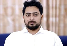রাষ্ট্রীয় প্রতিষ্ঠানকে দলীয় ক্লাবে পরিণত করেছে বিএনপি : নাহিদ ইসলাম