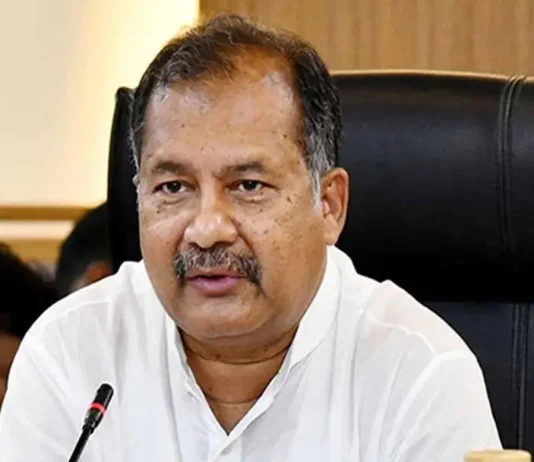ভারতের সঙ্গে সম্পর্ক উন্নয়নে সরকার কাজ করছে : তথ্যমন্ত্রী