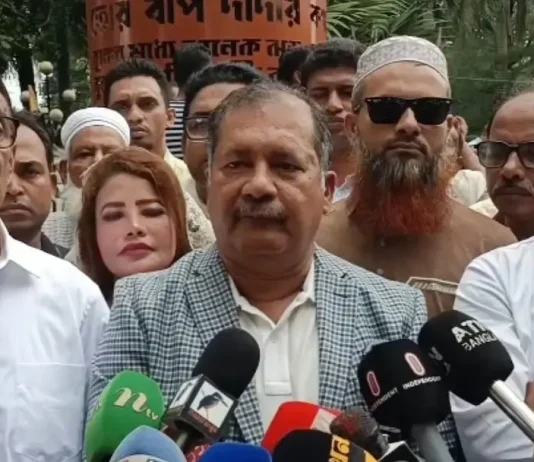 গণতন্ত্রকে প্রাতিষ্ঠানিক রূপ দিতে আমরা দৃঢ় প্রতিজ্ঞ : তথ্যমন্ত্রী