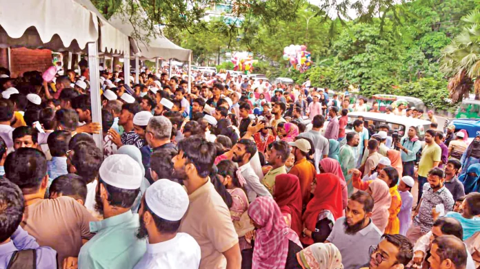 জুলাই-জাদুঘরে-অব্যবস্থাপনা-54d9c8
