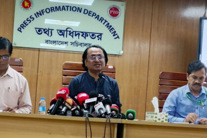সাপ্তাহিক ব্রিফিংয়ে তথ্য ও সম্প্রচারবিষয়ক উপদেষ্টা ডা. জাহেদ উর রহমান