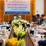 চট্টগ্রামে পুলিশ-ম্যাজিস্ট্রেসি কনফারেন্সে বক্তব্য রাখছেন চীফ মেট্রোপলিটন ম্যাজিস্ট্রেট এ.জি.এম. মনিরুল হাসান সরকার।